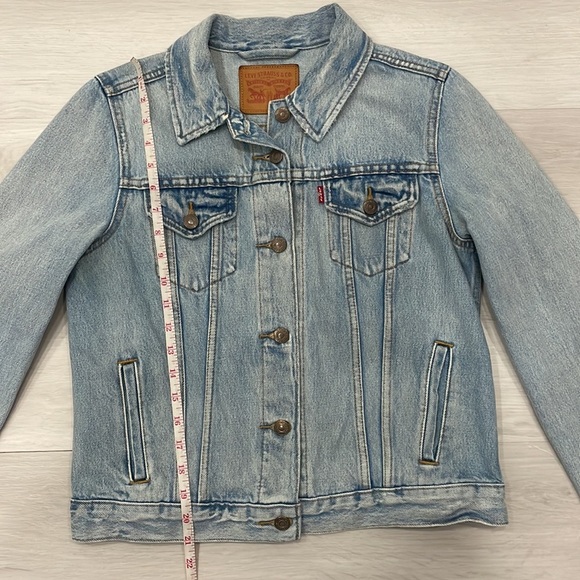 Levi’s Original Trucker Jean Jacket - Picture 8 of 12